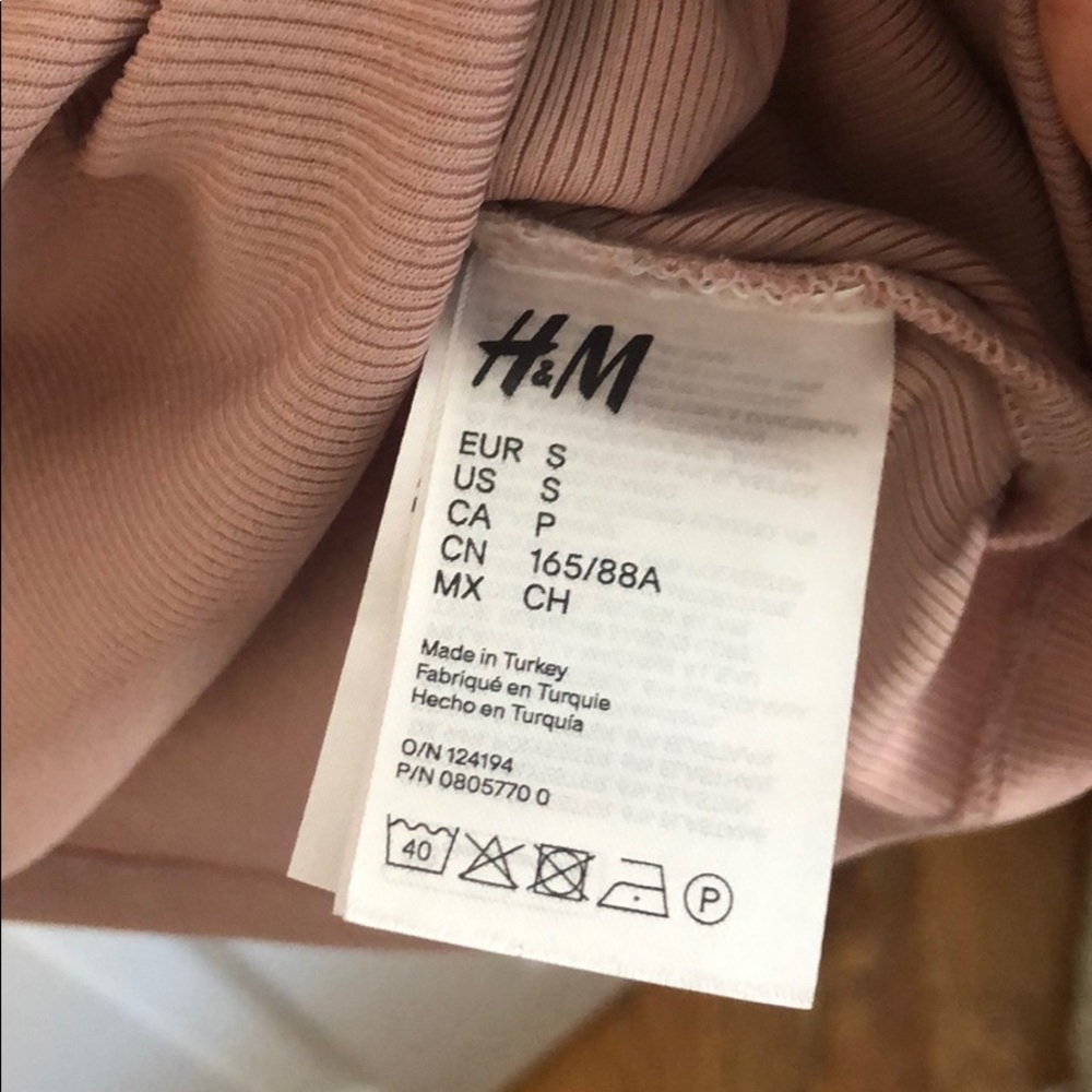 H&M Puffed-sleeve Ribbed Top - Picture 5 of 5